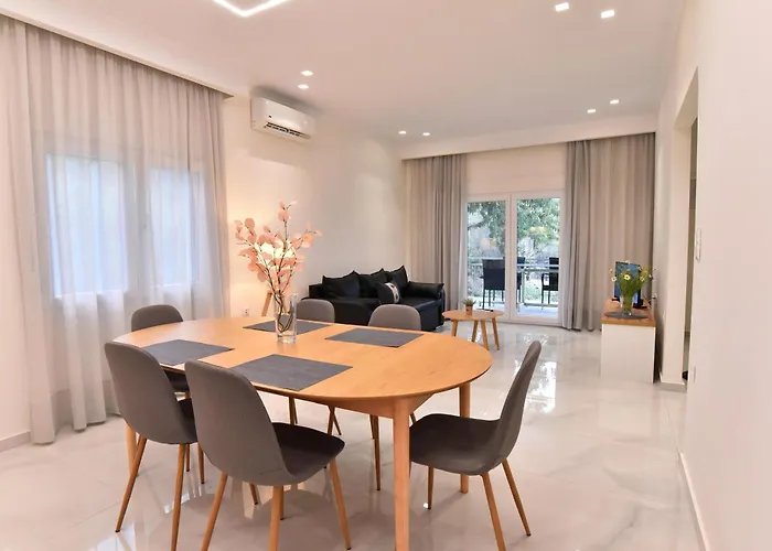 Thea Suite & Loft